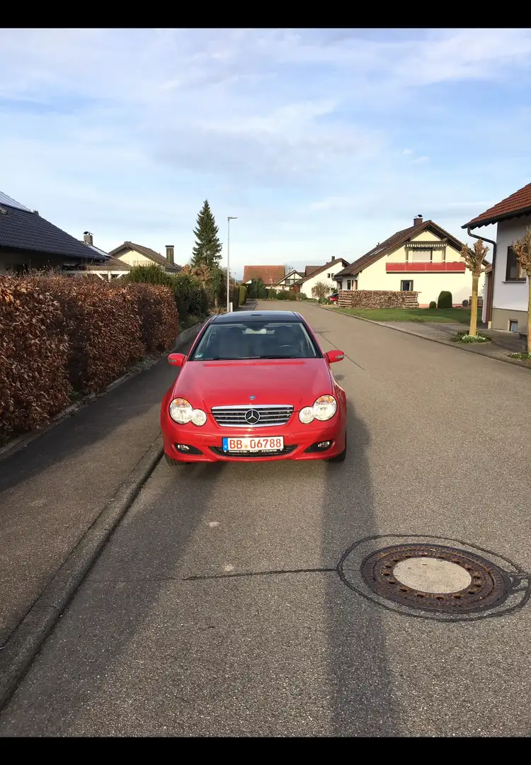 Mercedes-Benz C 160 C-Klasse Sportcoupe Kompressor Sportcoupe Automati Rojo - 2