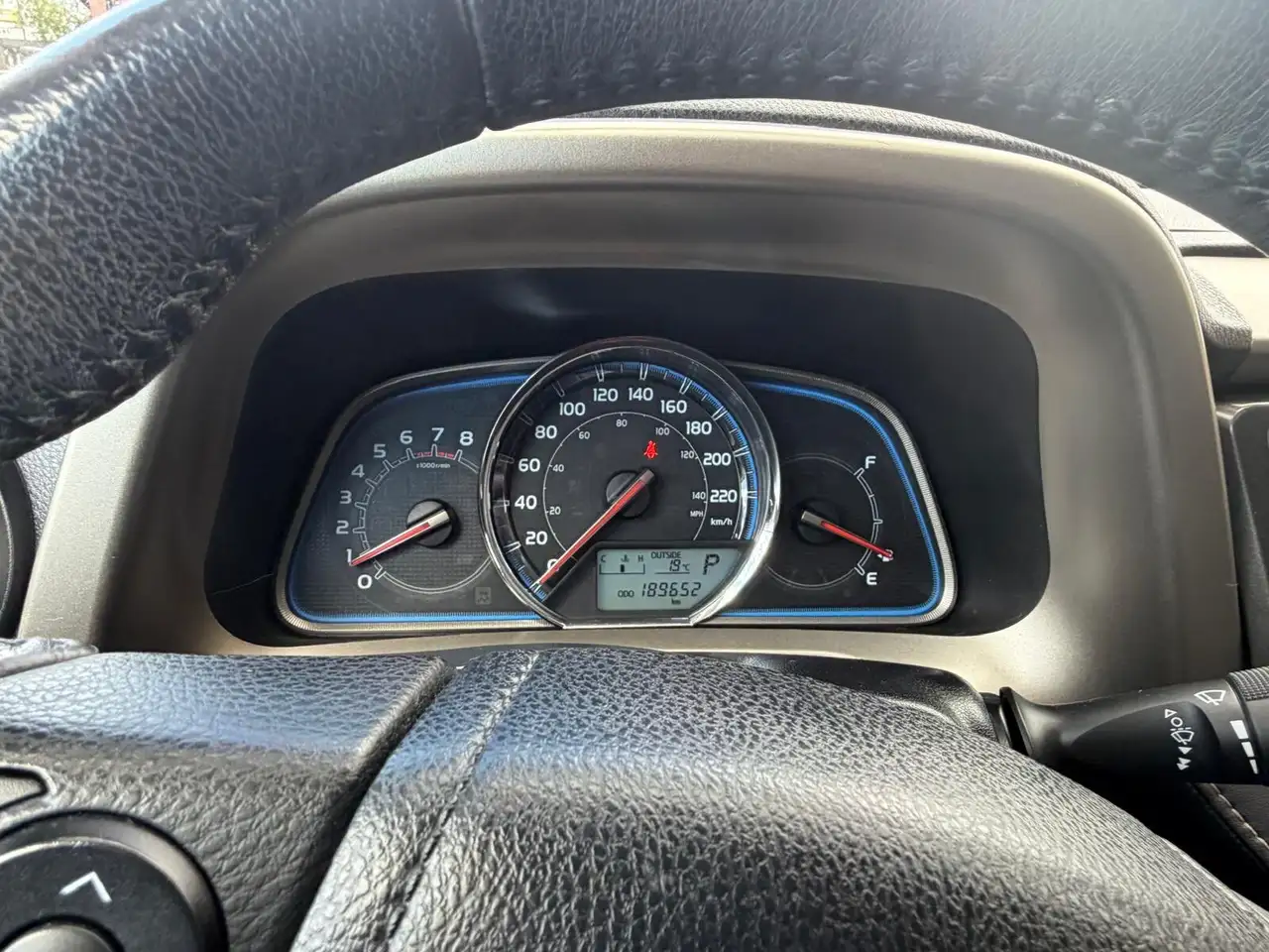 Toyota RAV 4 photo Toyota RAV 4