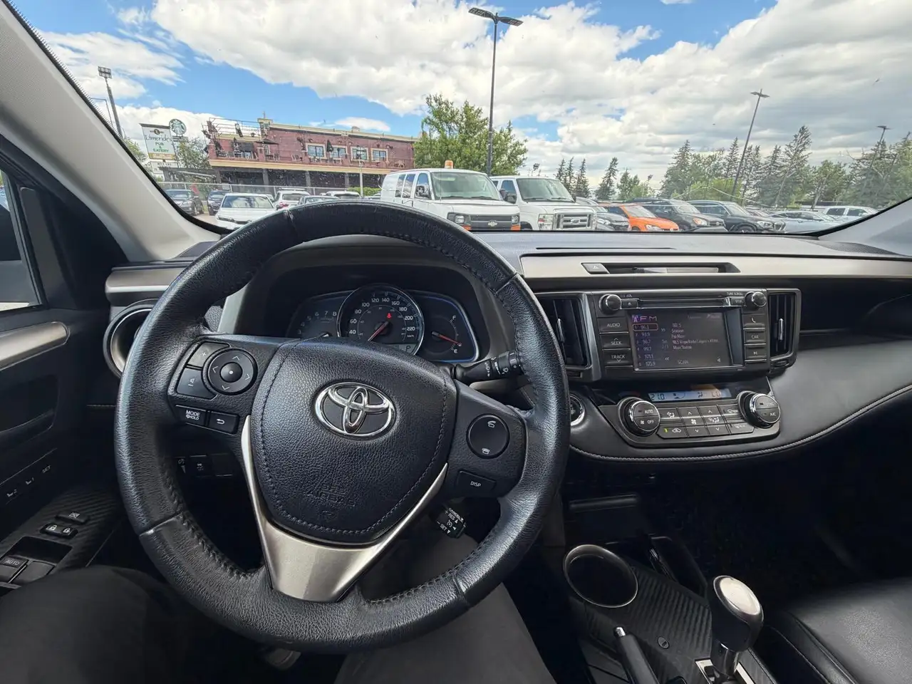 Toyota RAV 4 photo Toyota RAV 4