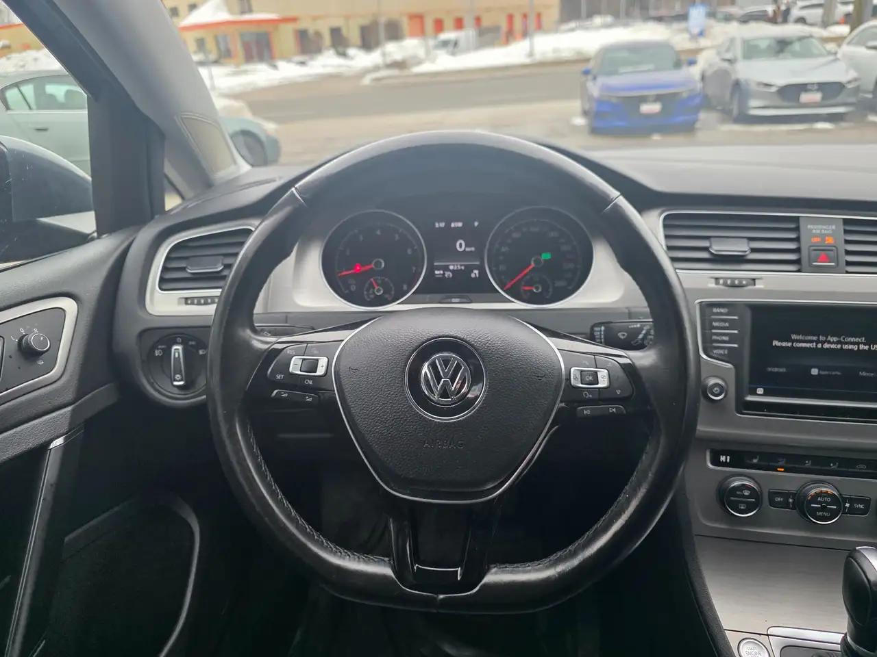 Volkswagen Golf снимка Volkswagen Golf