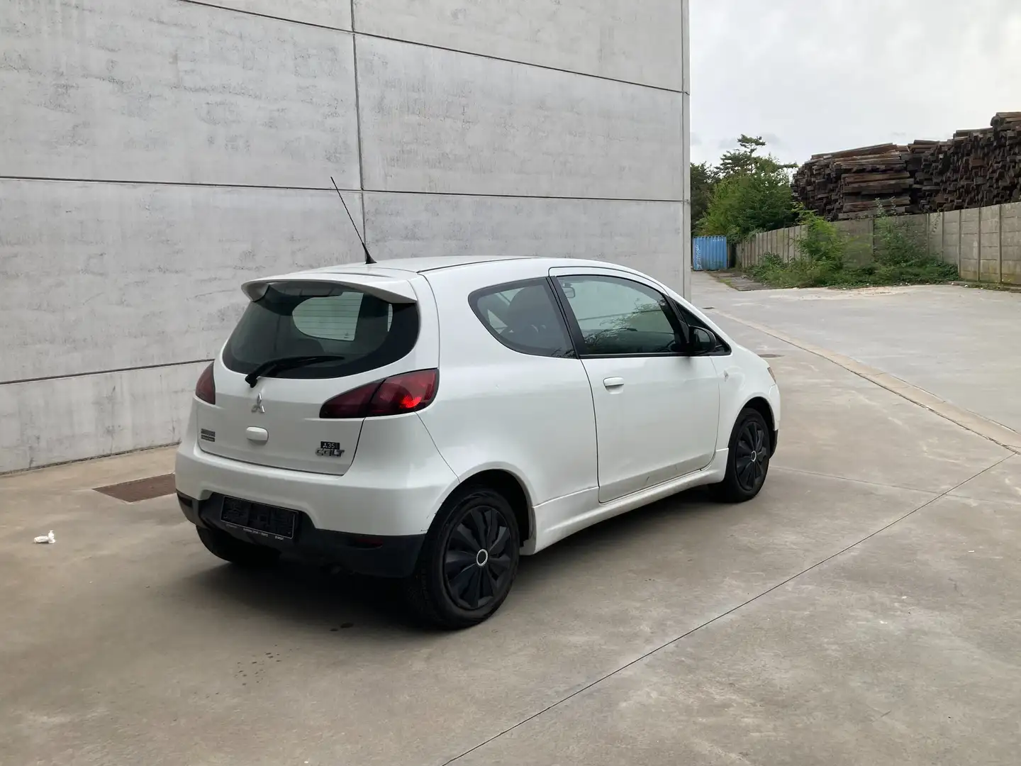 Mitsubishi Colt 1.3 benzine 11/2012 met 112000km*airco*EURO5* Weiß - 1