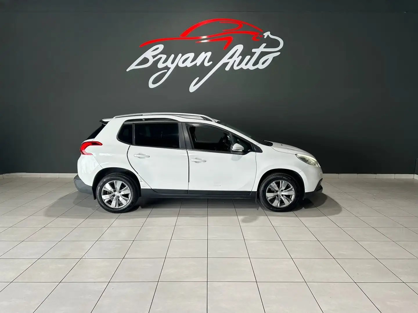 Peugeot 2008 1.6 e-hdi 8v URBAN CROSS - 1