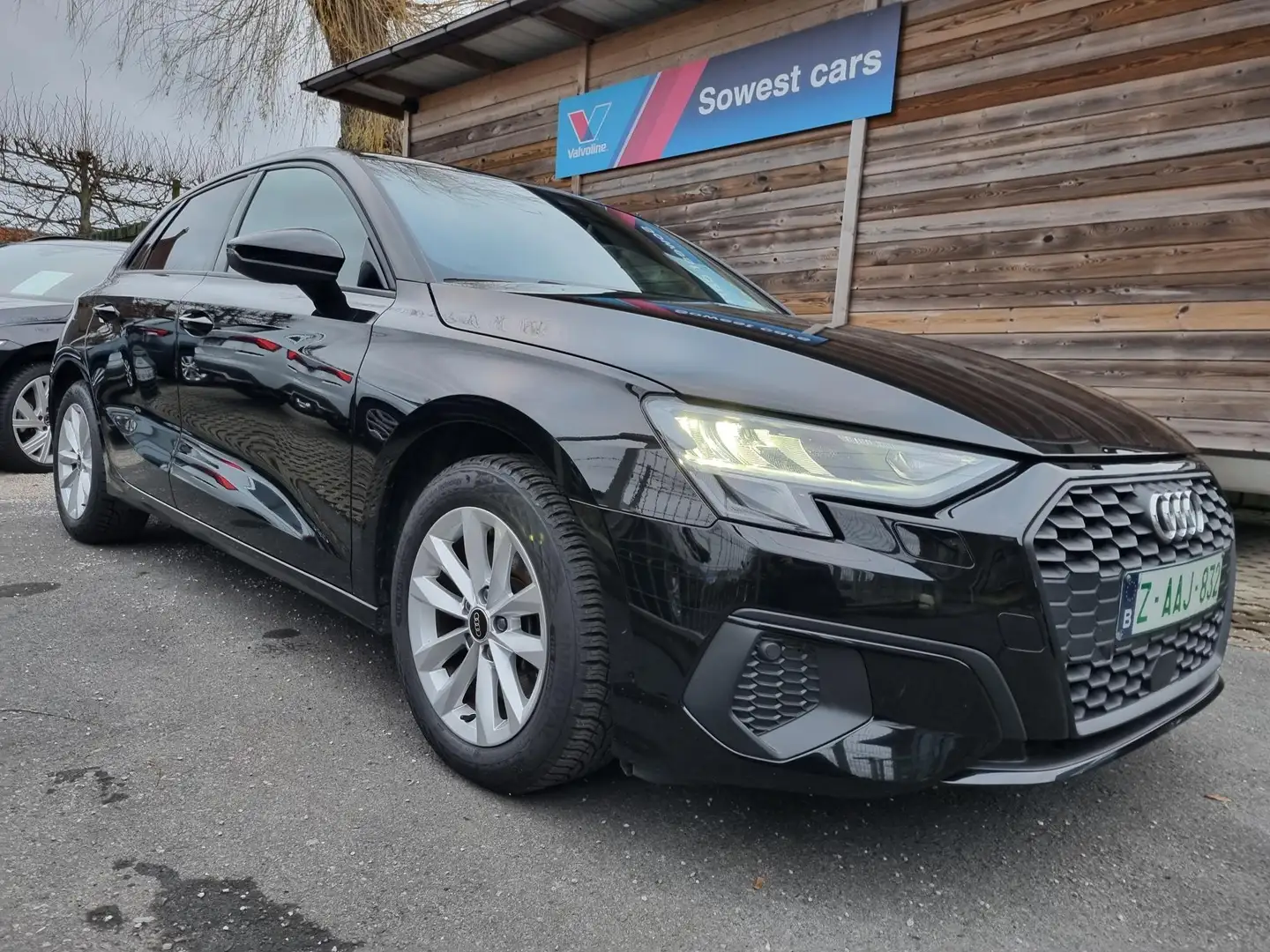 Audi A3 Sportback 30 TFSI Advanced Zwart - 1