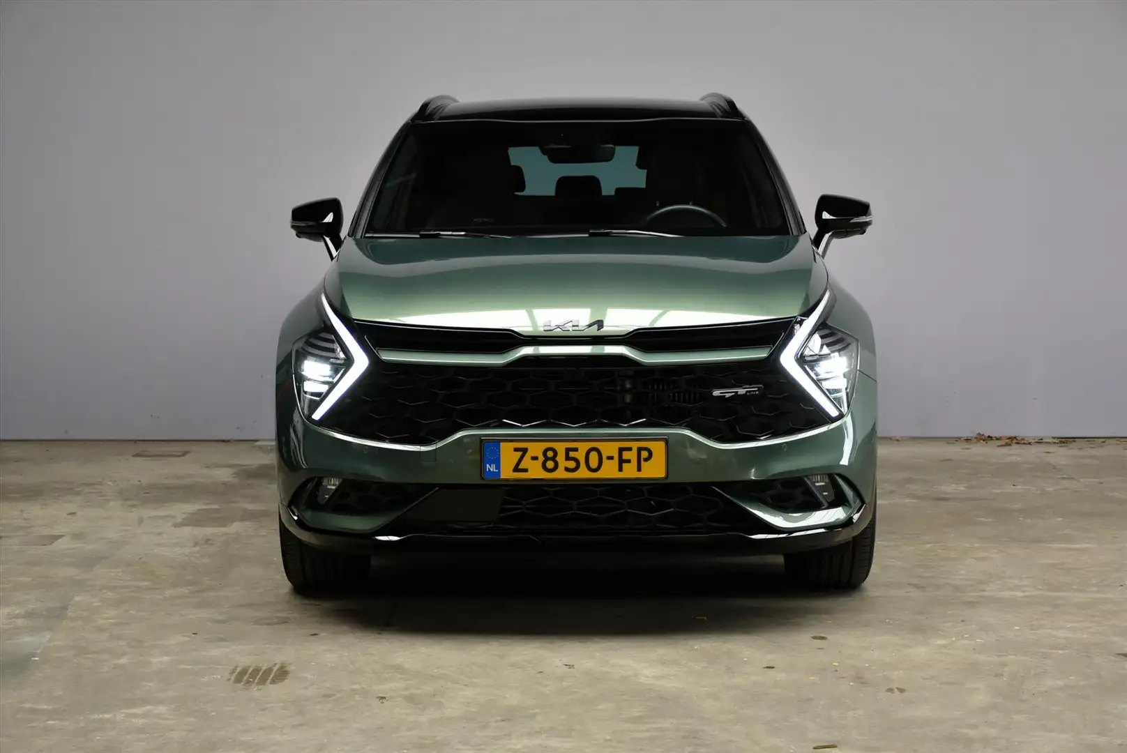 Kia Sportage 1.6 T-GDi 230pk Hybrid AT6 GT-PlusLine Groen - 2