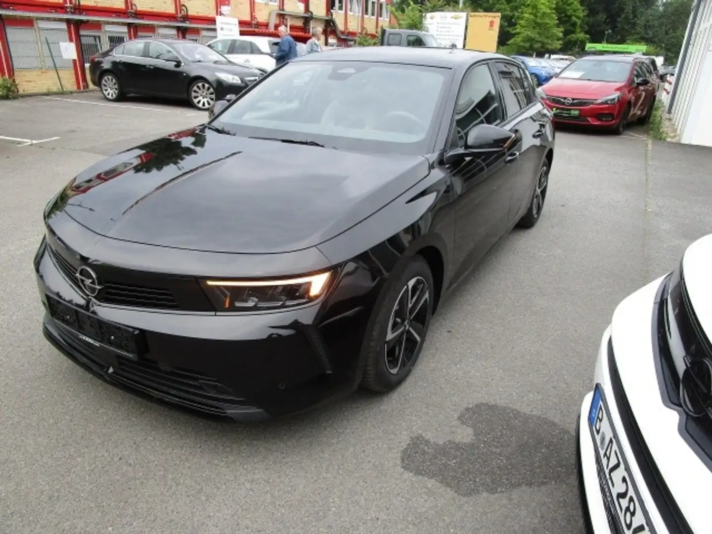 Opel Astra L 1.2 Turbo Edition Rückfahrkamera, Sitzh Schwarz - 2