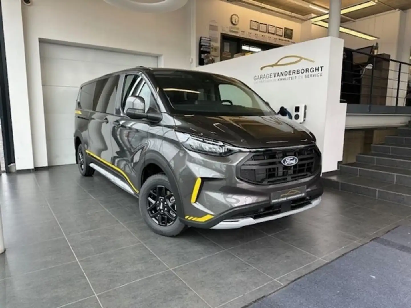 Ford Transit Custom MULTI-USE L2 TRAIL NIEUW OKM 39900+BTW Grijs - 1