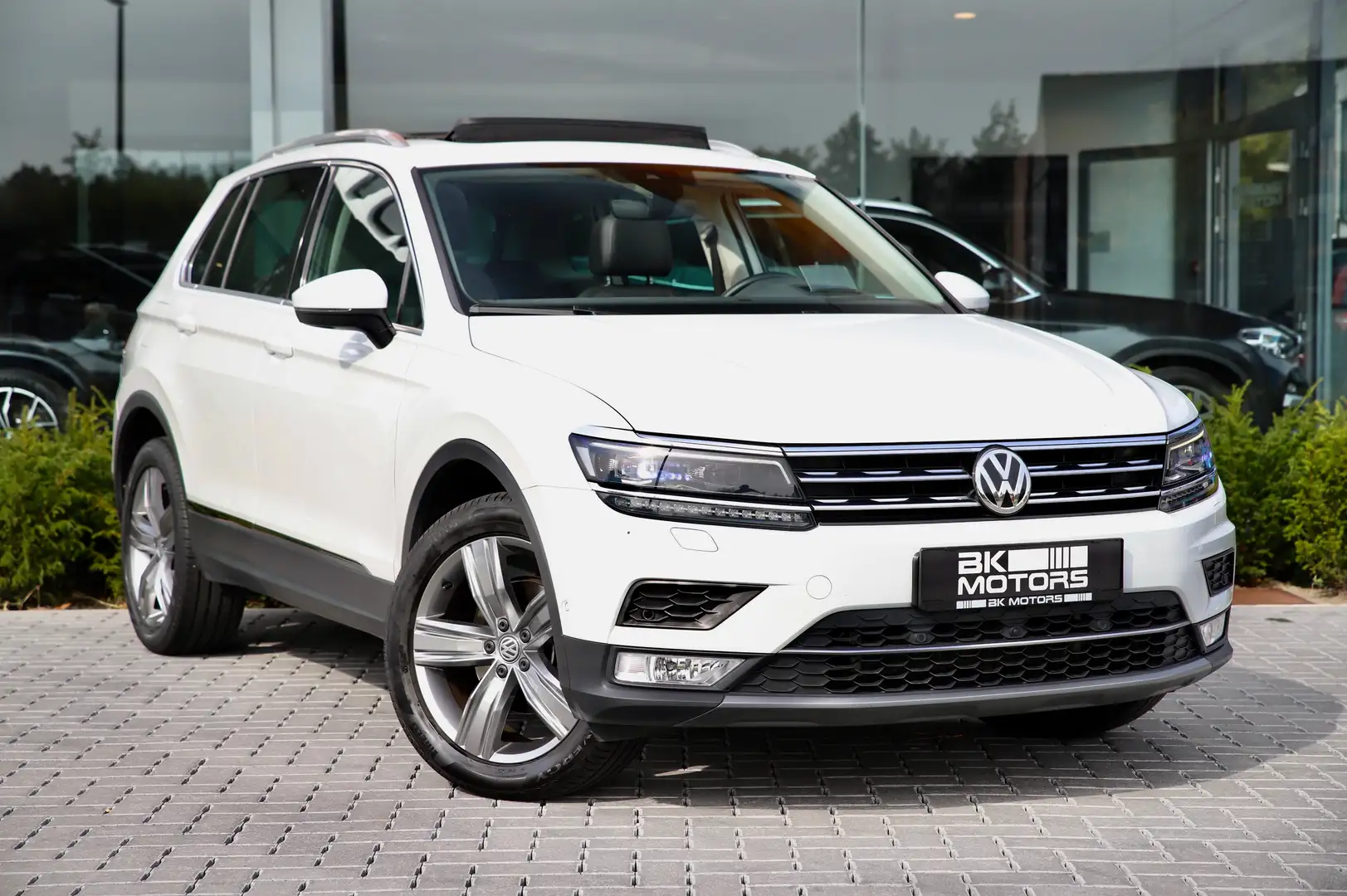 Volkswagen Tiguan 2.0 TDI 4Motion DSG Highline-PANO-CARPLAY-360-LED Blanc - 1