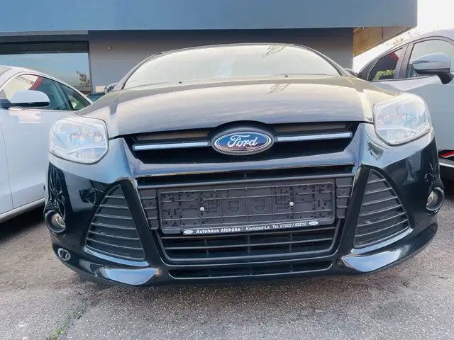 Ford Focus view 6