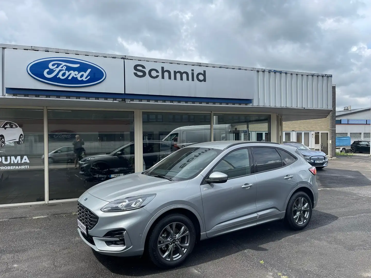 Ford Kuga ST-Line "Super Ausstattung+Allrad" Grau - 1