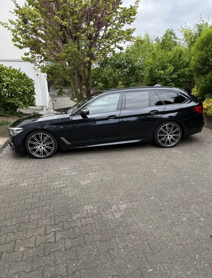 BMW M550 M550d xDrive Touring Aut. VHB,PANO,360,HUD,LED, Schwarz - 1