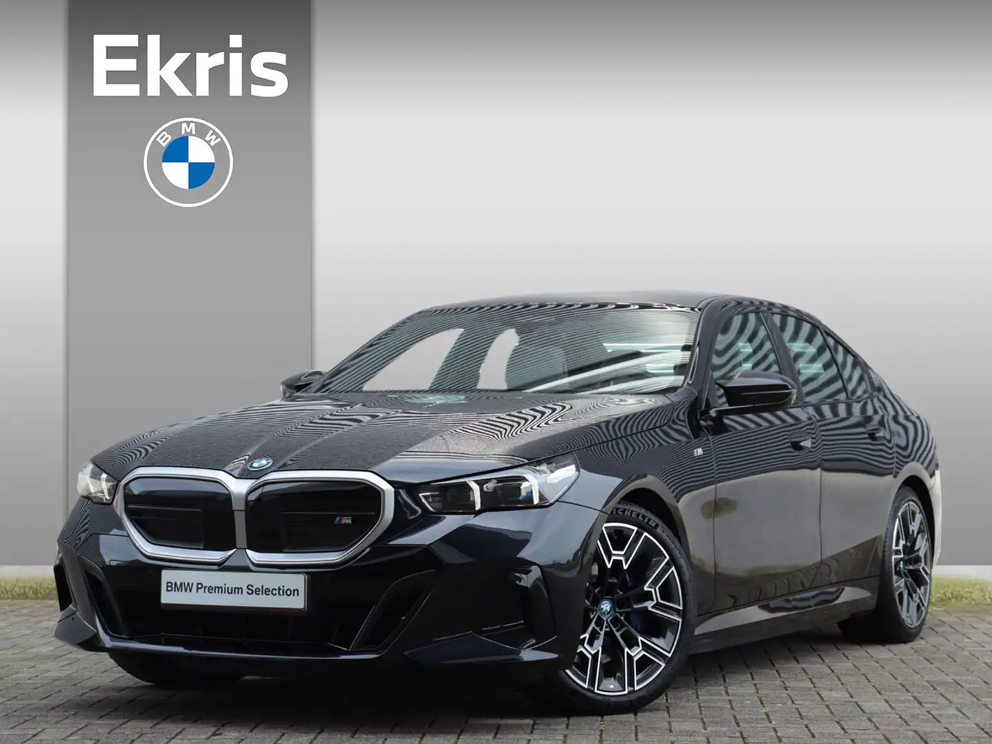 BMW i5 Sedan M60 xDrive | M Sportpakket / Innovation Pack Zwart - 1
