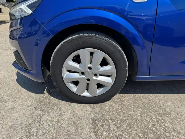 Dacia Sandero view 13