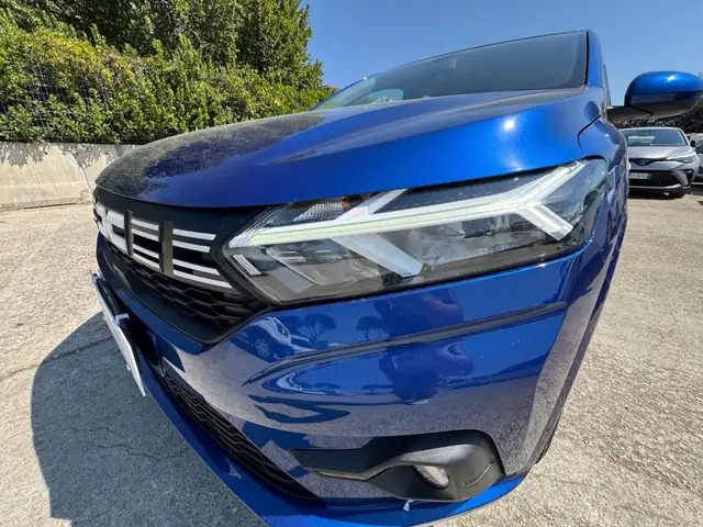 Dacia Sandero view 14