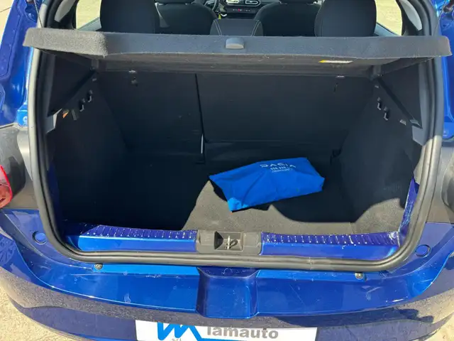 Dacia Sandero view 12