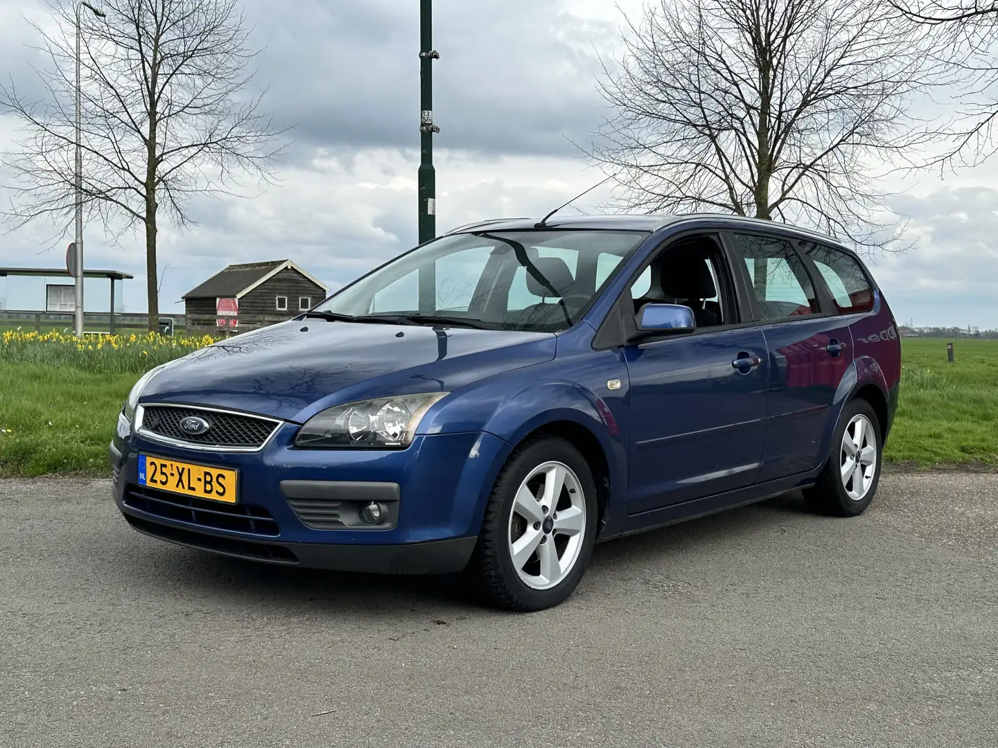 Ford Focus Wagon 1.8-16V Ambiente * Airco * Nw-Type * SALE! * Blauw - 1