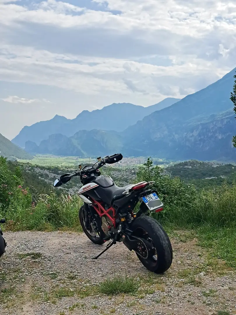 Ducati Hypermotard 1100 evo sp Fehér - 1
