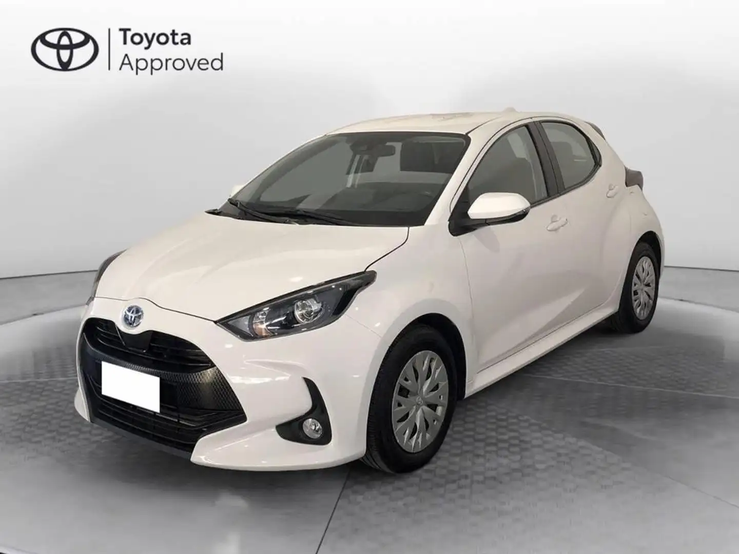 Toyota Yaris 1.5 hybrid Active Bianco - 1