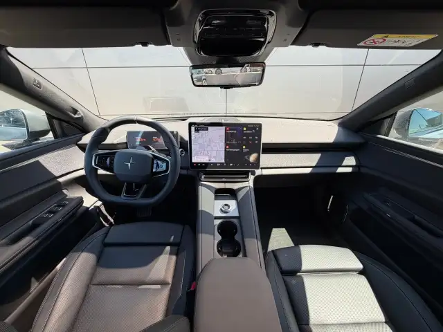Polestar 4 Polestar 4 Ansicht 8