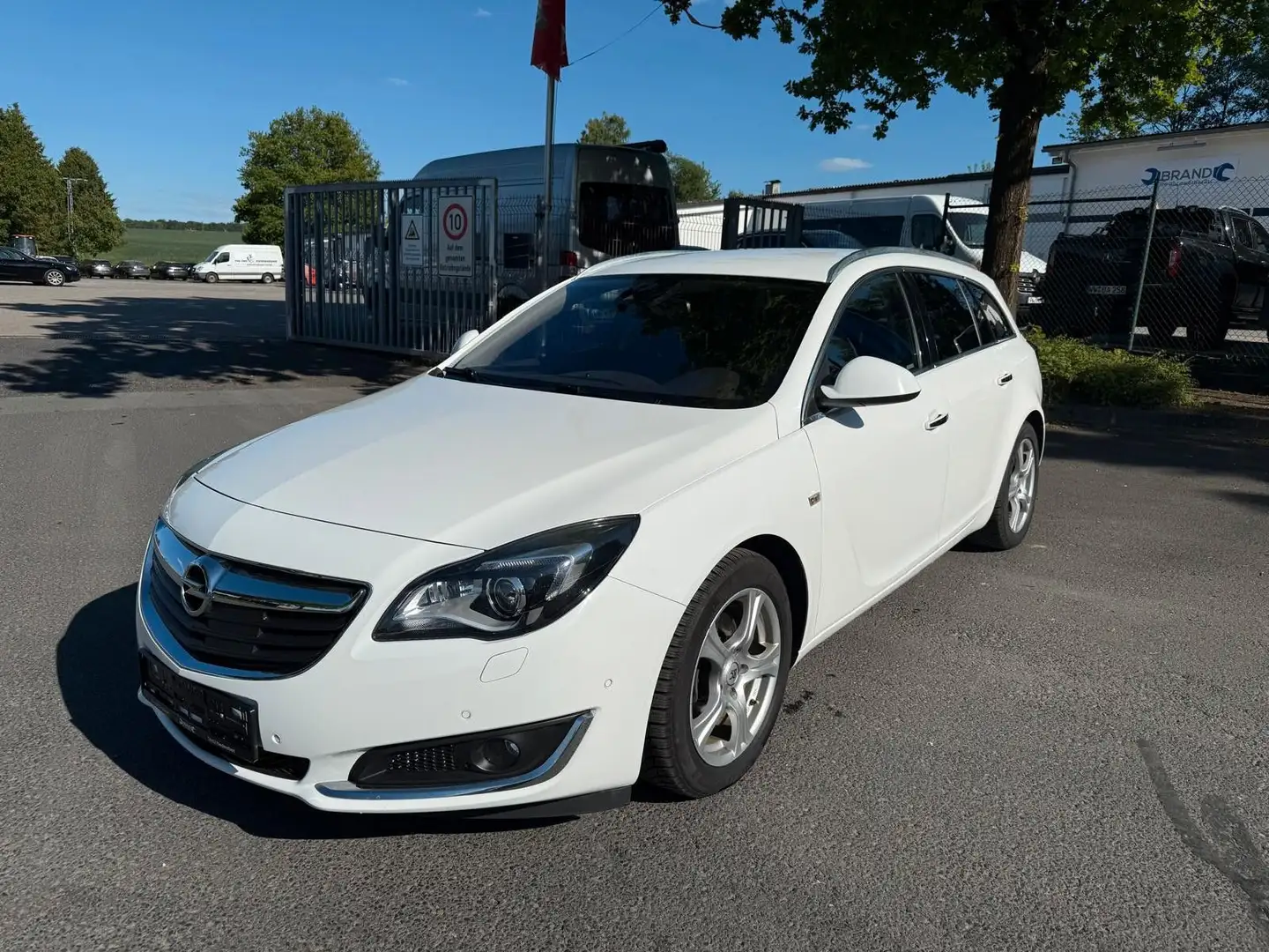 Opel Insignia A Sports Tourer Business Innovation*TÜV Weiß - 2