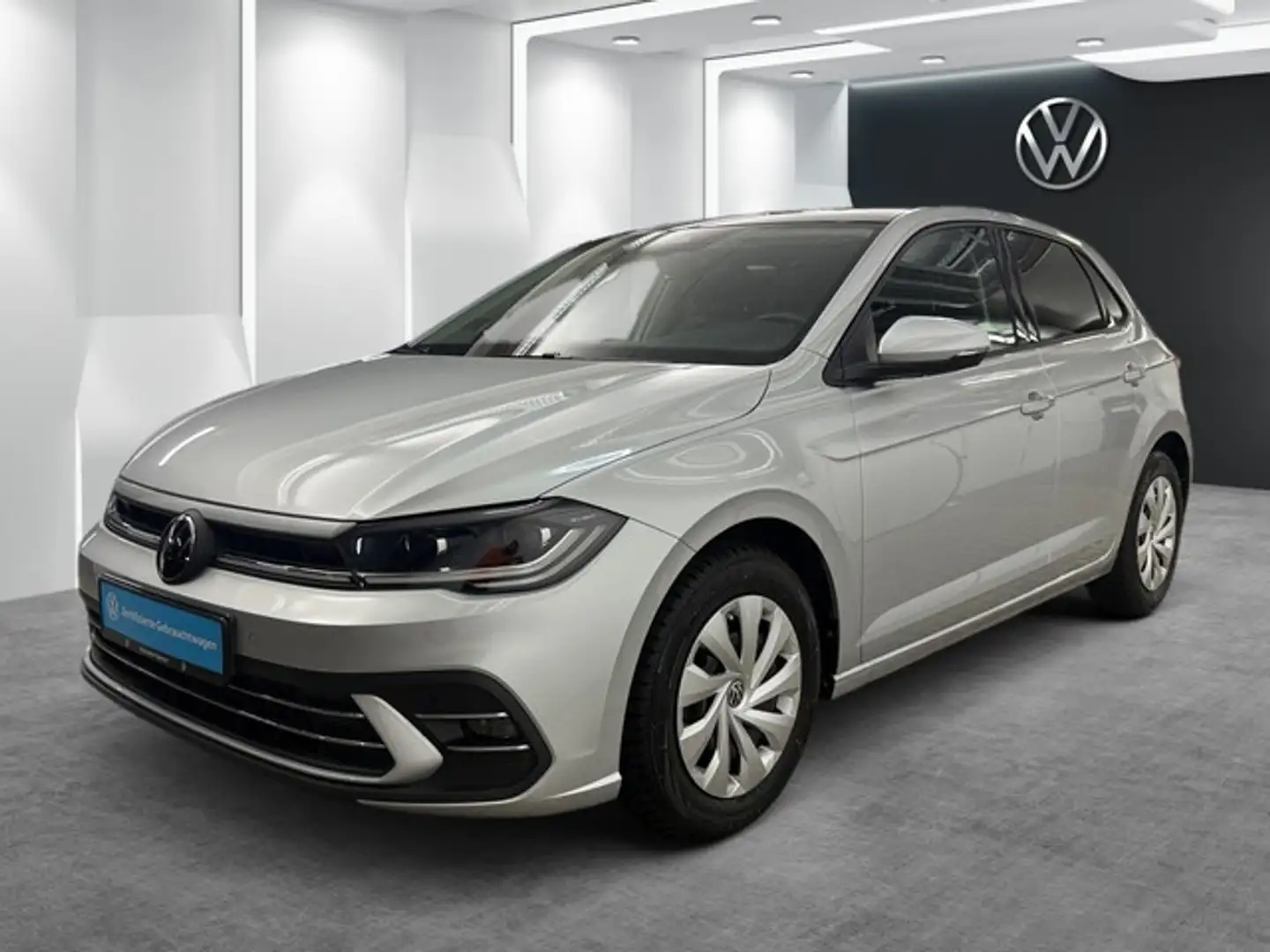 Volkswagen Polo VI 1.0TSI DSG Style MATRIX AHK ACC NAVI RFK Silber - 2