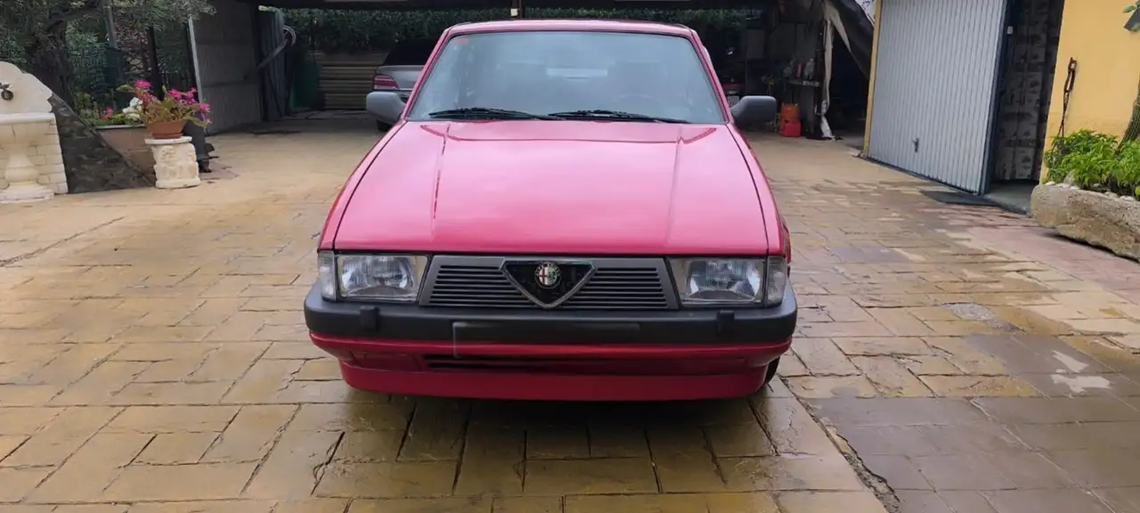 Alfa Romeo 75 2.0 Twin Spark, foto 1