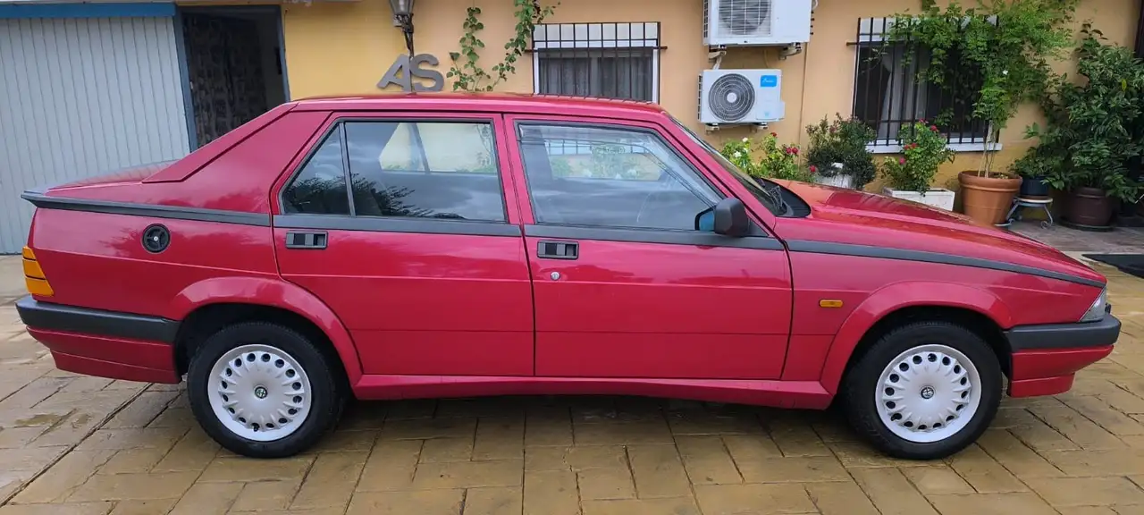Alfa Romeo 75 2.0 Twin Spark, foto 4