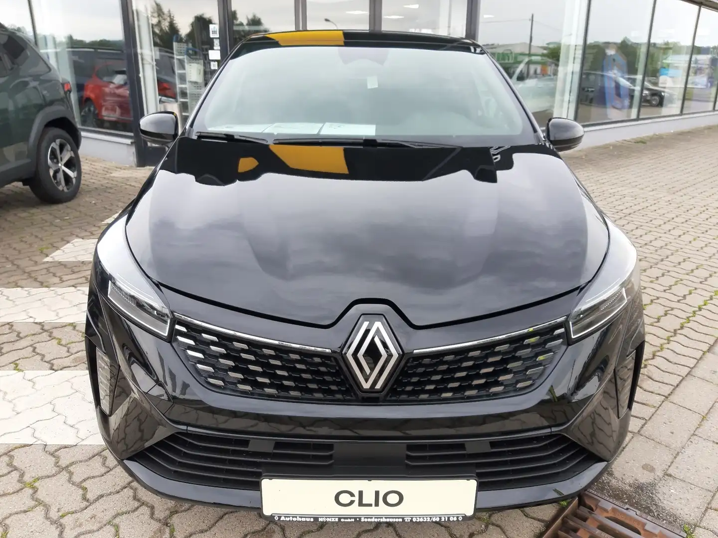 Renault Clio Techno TCe 90 Schwarz - 2