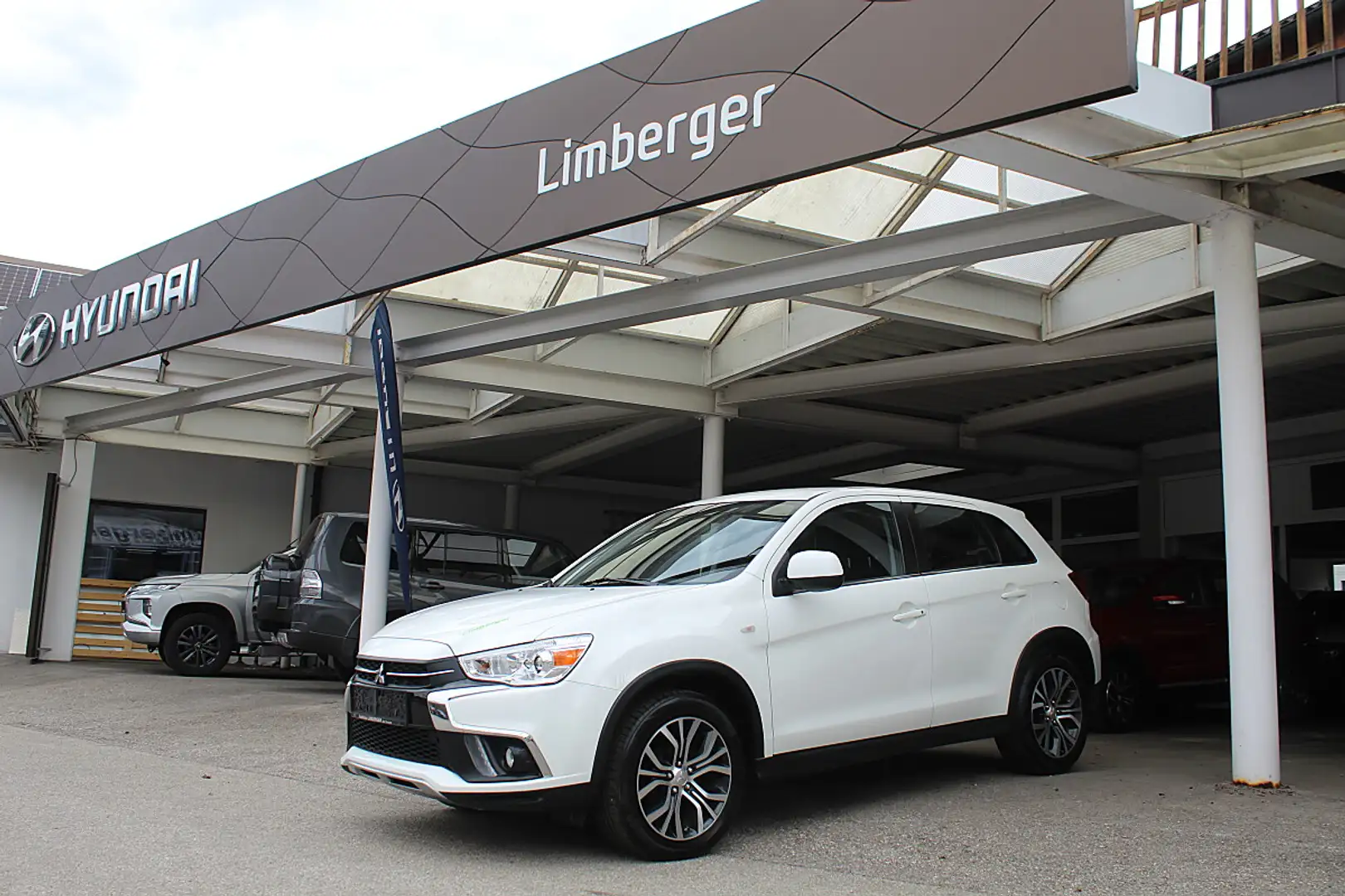 Mitsubishi ASX 1,6 DI-D LP Inform Plus Weiß - 1