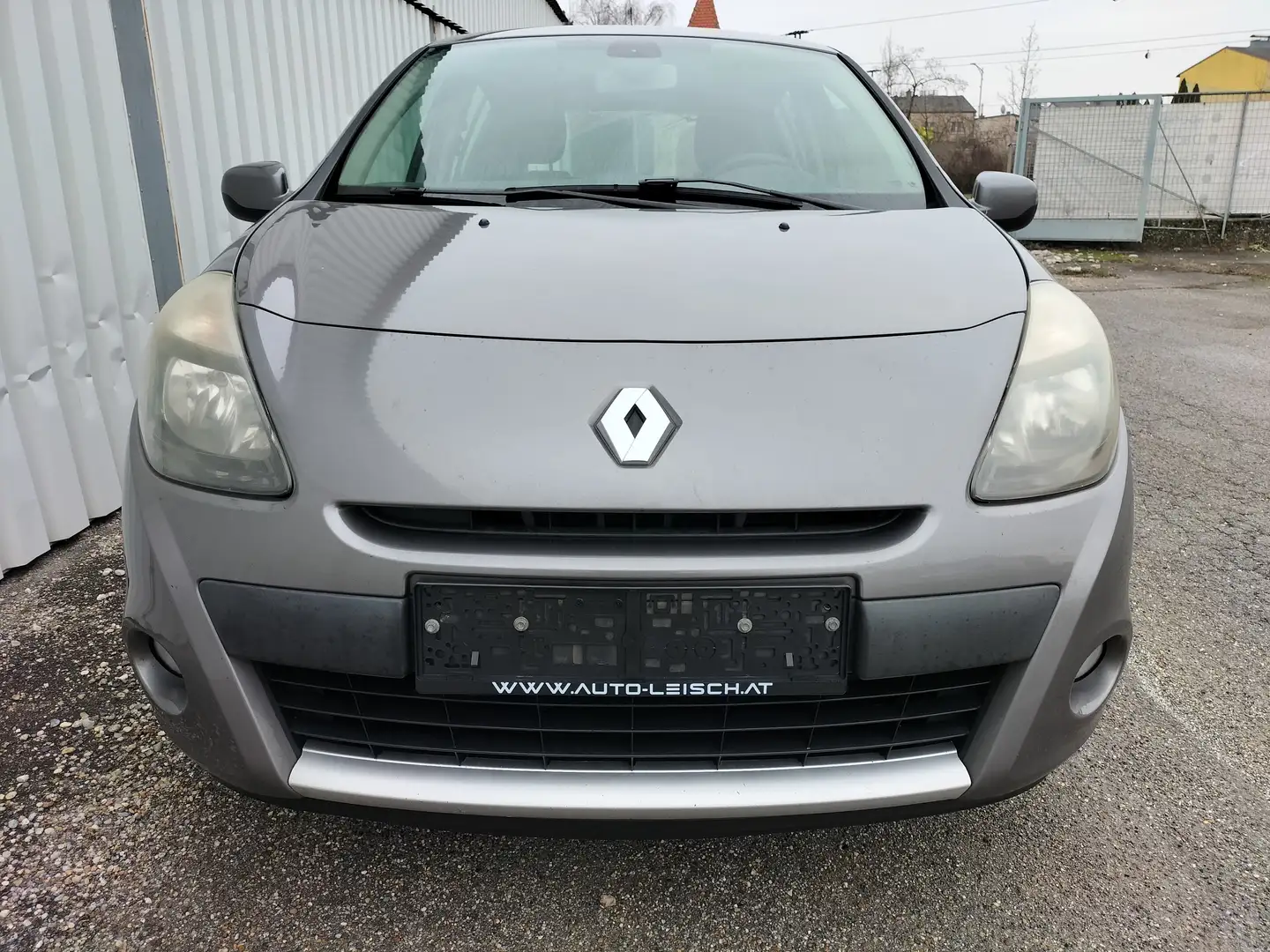 Renault Clio Clio Dynamique 1,2 16V Dynamique Grau - 1