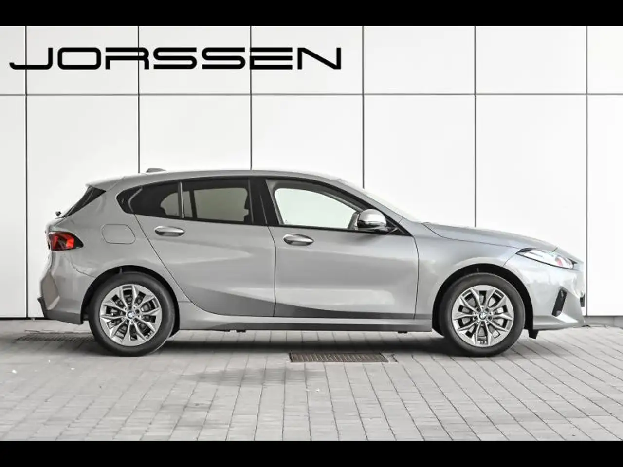 BMW 116 Hatchback 5-Door, миниатюра 3