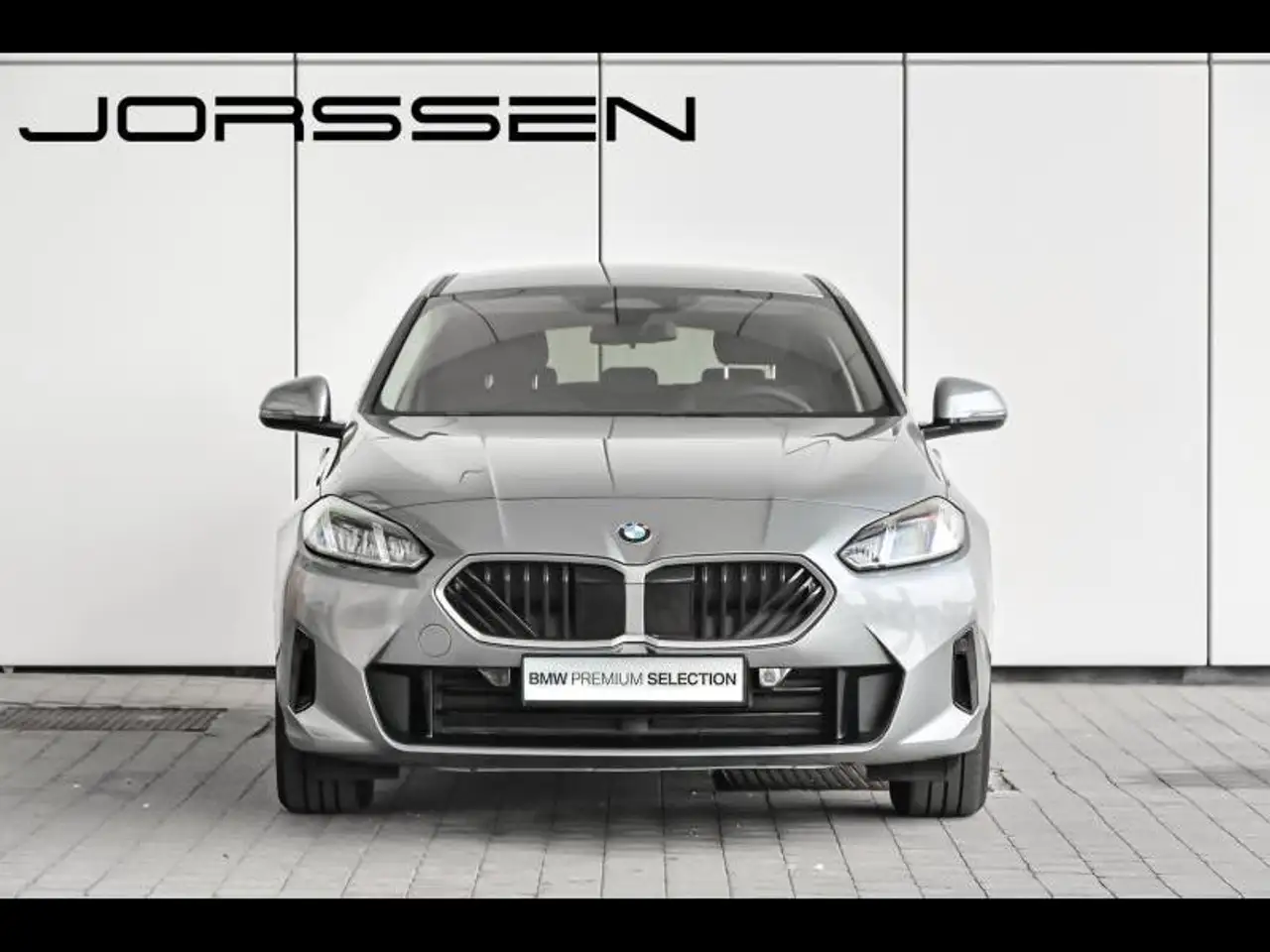 BMW 116 Hatchback 5-Door, миниатюра 2