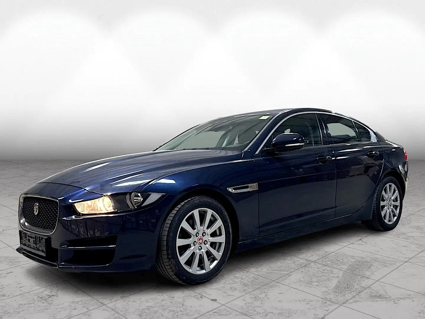 Jaguar XE 2.0i*38.600 KM*SERVICE NEU*TÜV NEU* Blau - 1