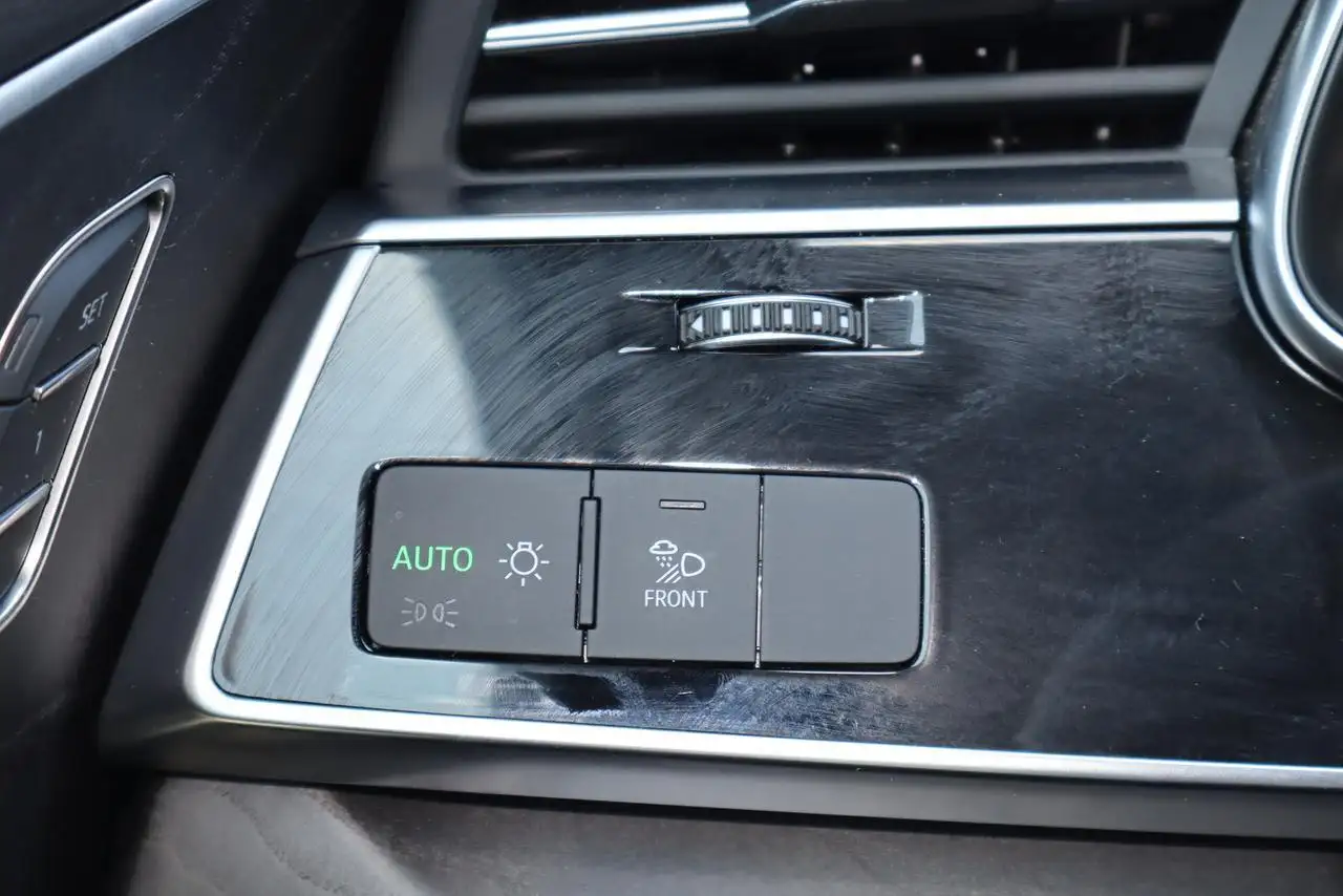 Audi Q7 fotografie Audi Q7