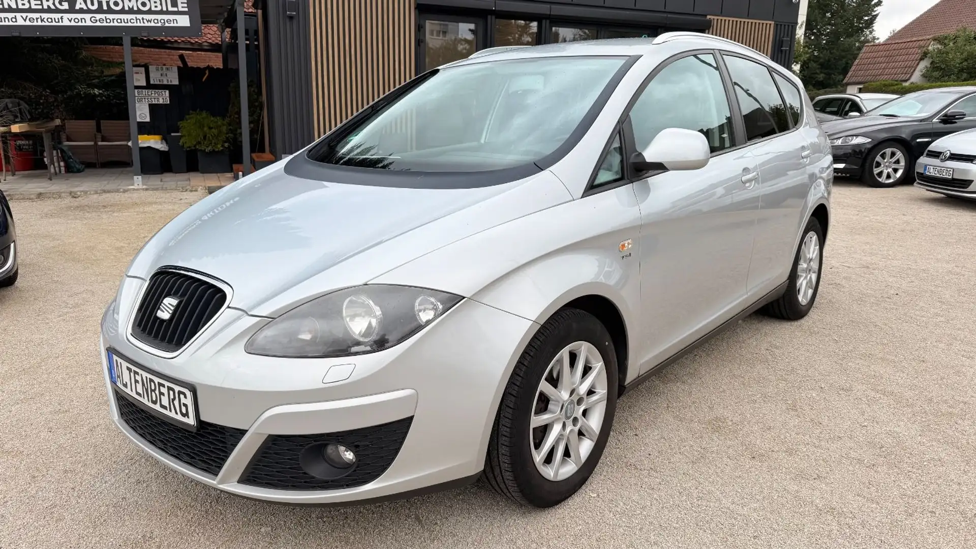 SEAT Altea 1.2 TSI  1 Hand. Silber - 1