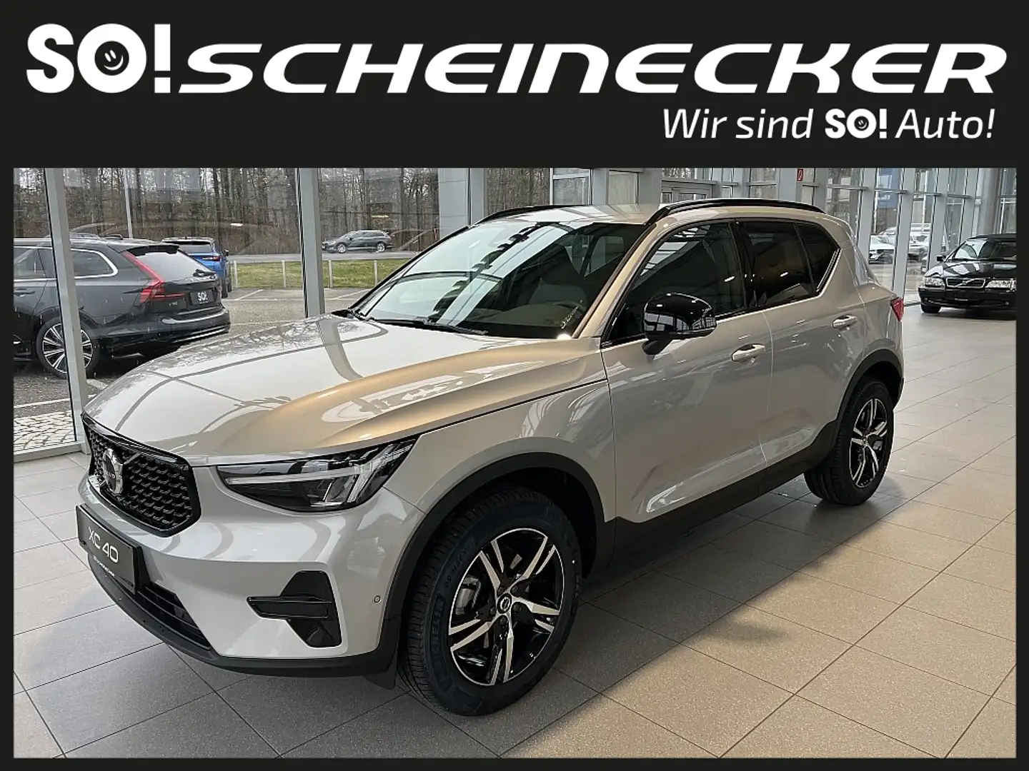 Volvo XC40 B3 Plus Dark Aut. Plateado - 2