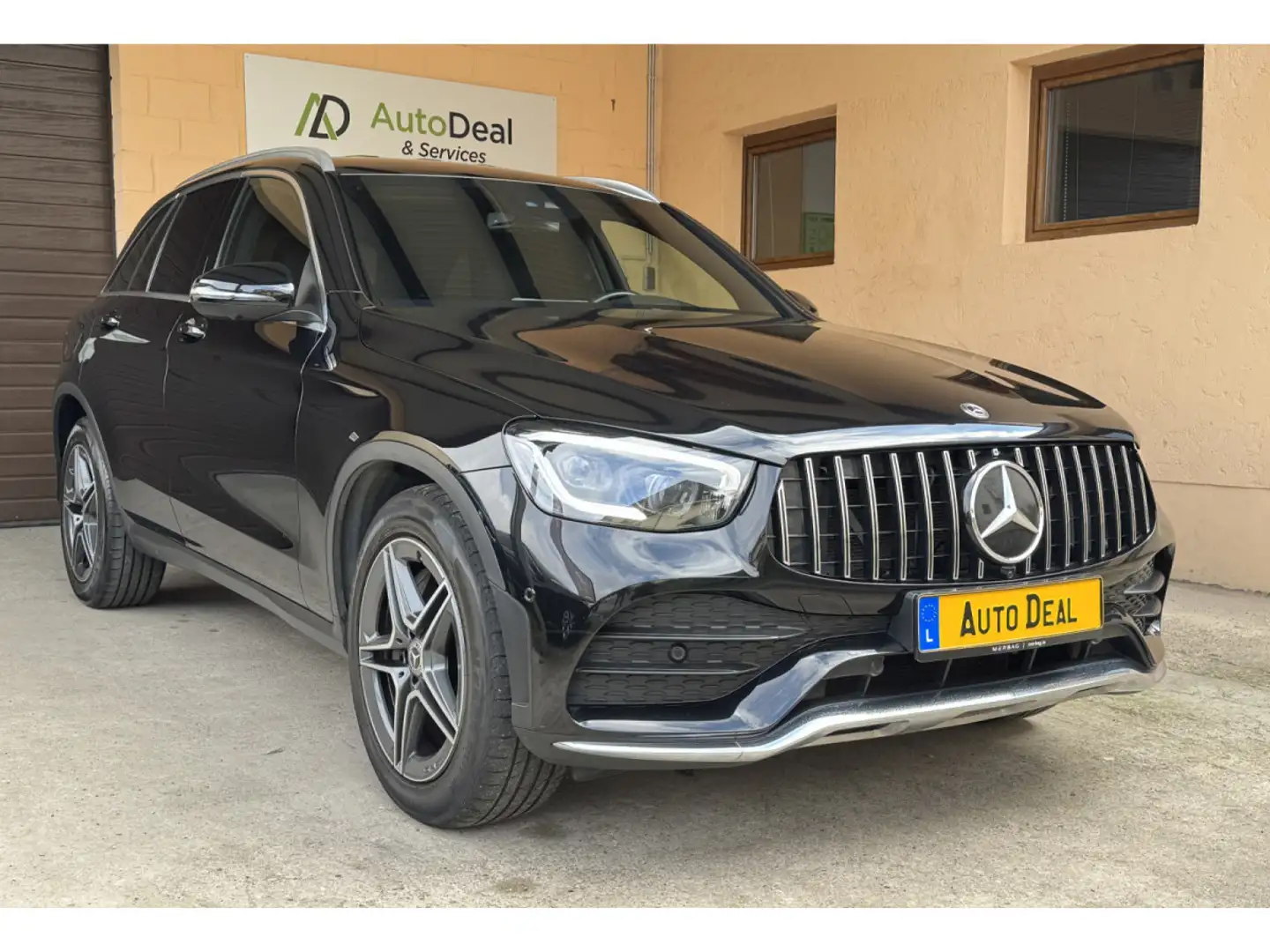 Mercedes-Benz GLC 220 d 4MATIC 9G Pack-AMG int/ext Digital cockpit camer Noir - 1