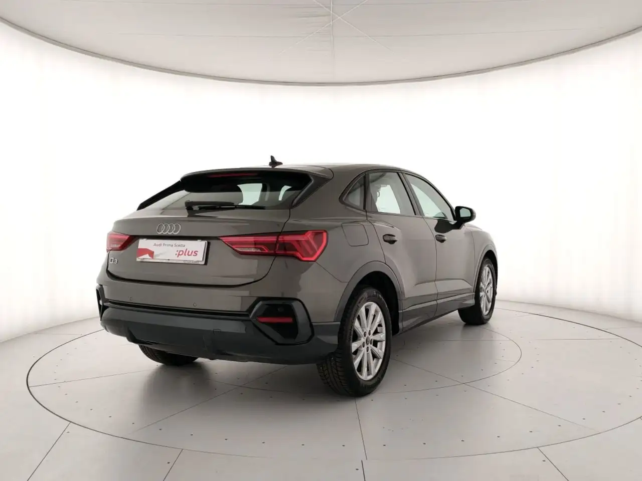 Audi Q3 sportback 35 2.0 tdi business plus s-tronic 5