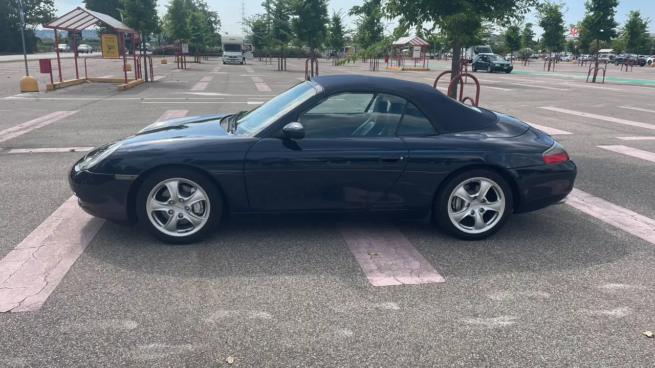 Porsche 996 Carrera 4 cabrio, foto 3