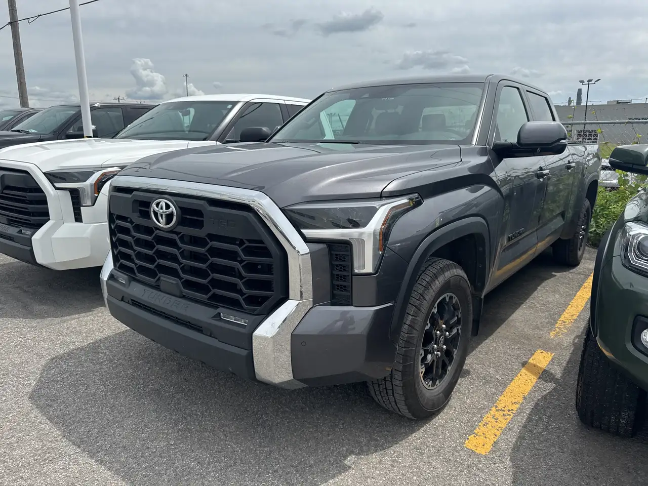 Toyota Tundra photo Toyota Tundra