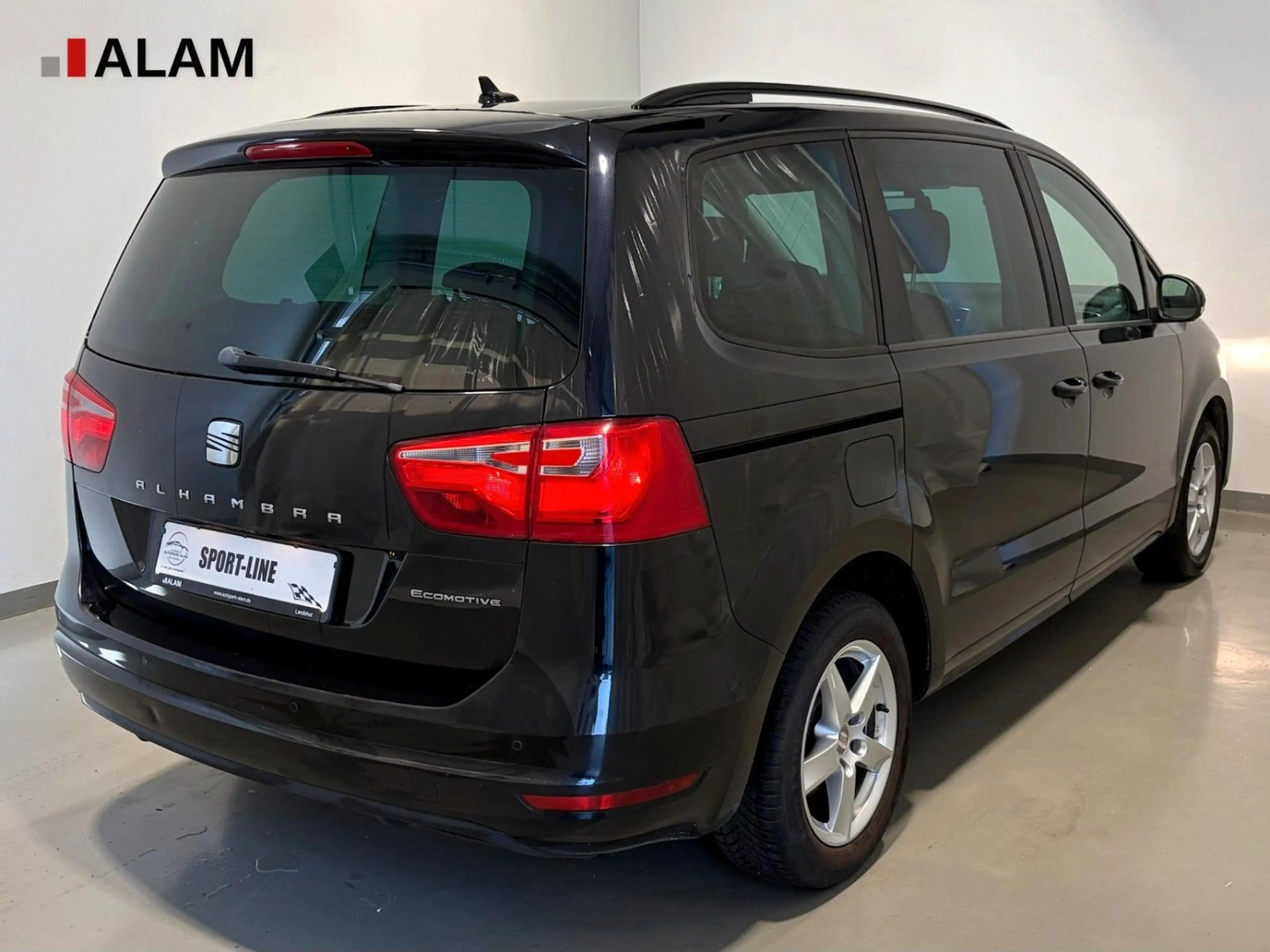 SEAT Alhambra Style Temp. 3-Zonen Klima RFK 7 Sitzer — photo 4