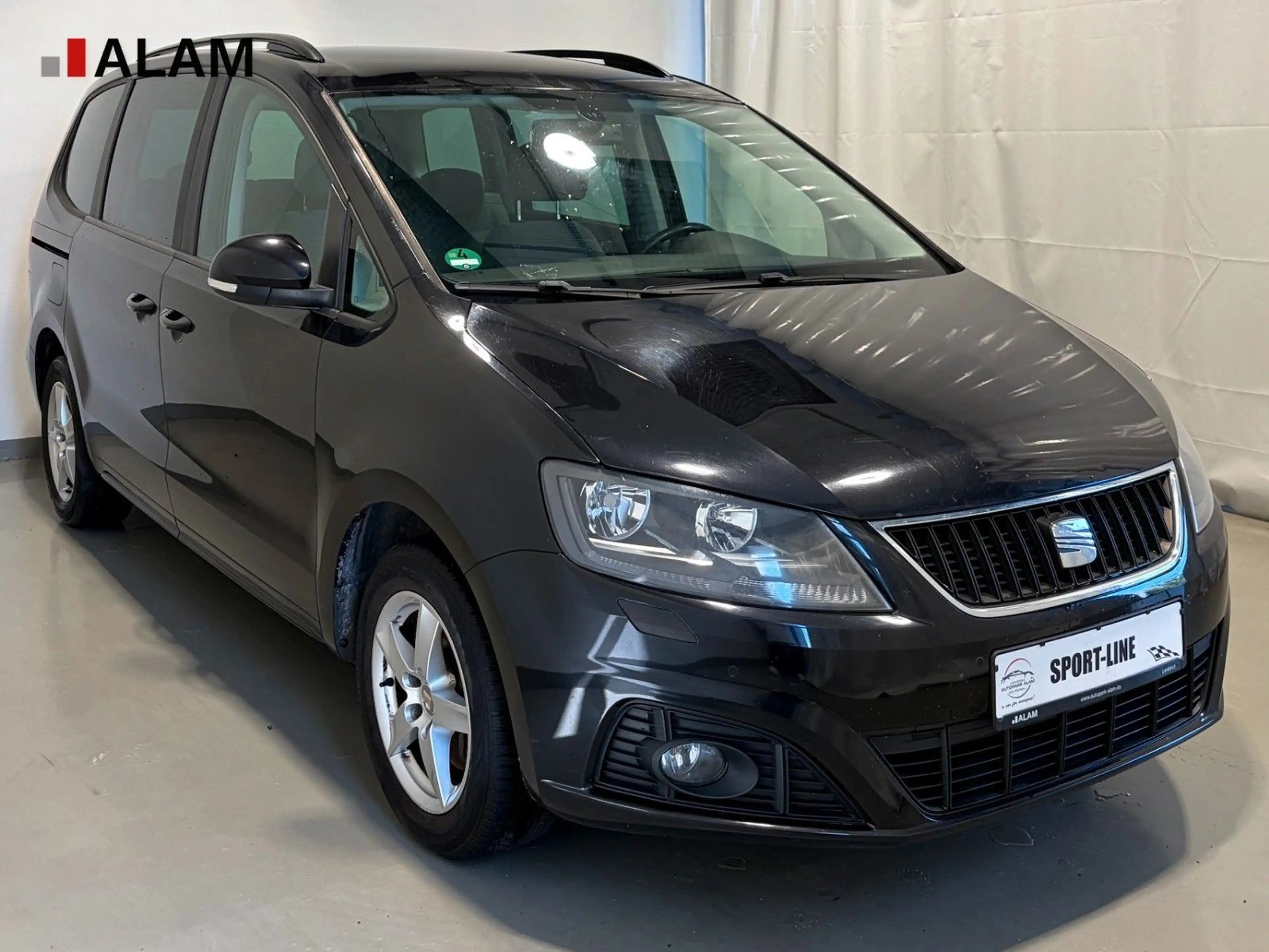 SEAT Alhambra Style Temp. 3-Zonen Klima RFK 7 Sitzer — photo 2