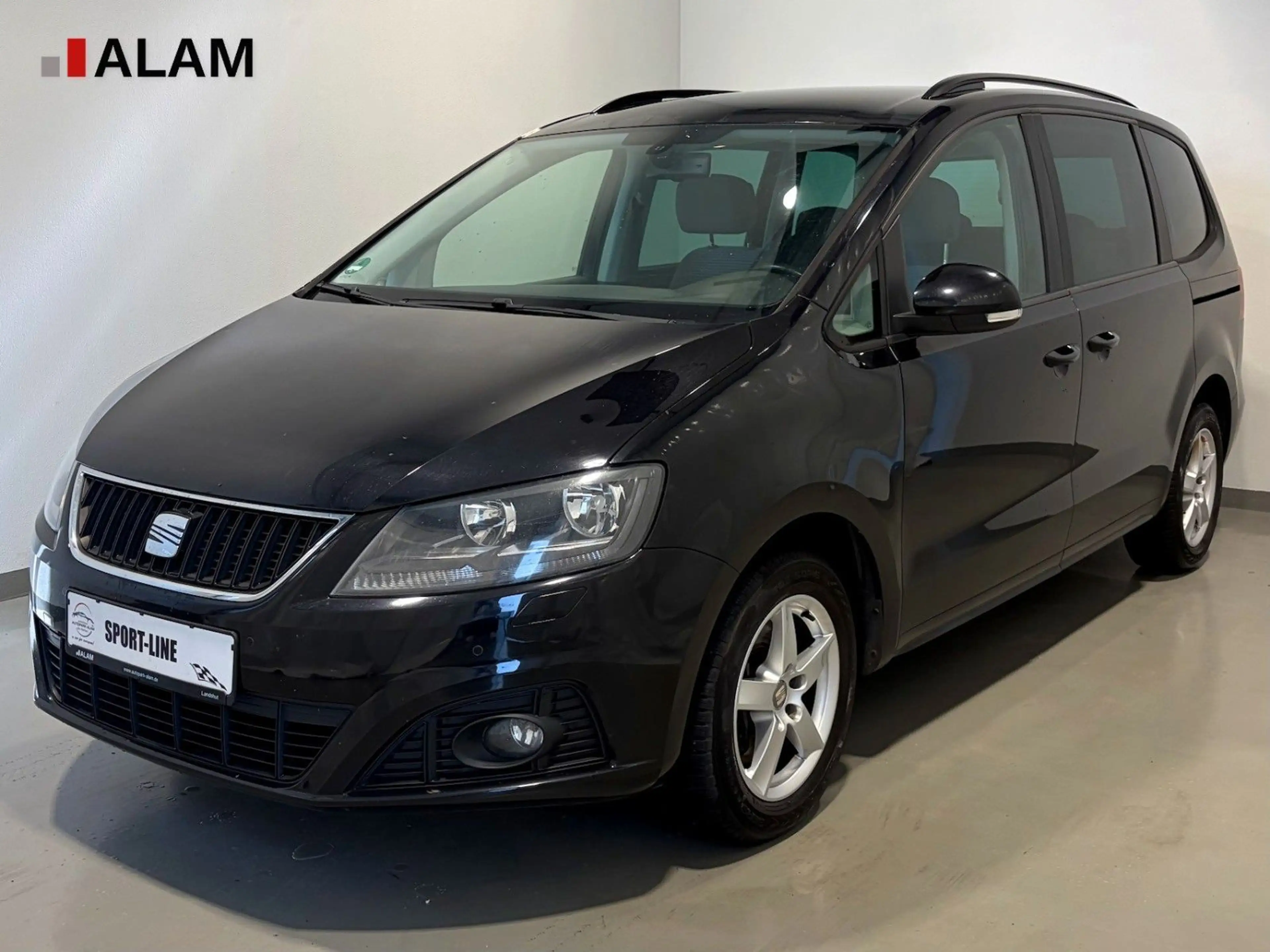 SEAT Alhambra Style Temp. 3-Zonen Klima RFK 7 Sitzer — photo 3