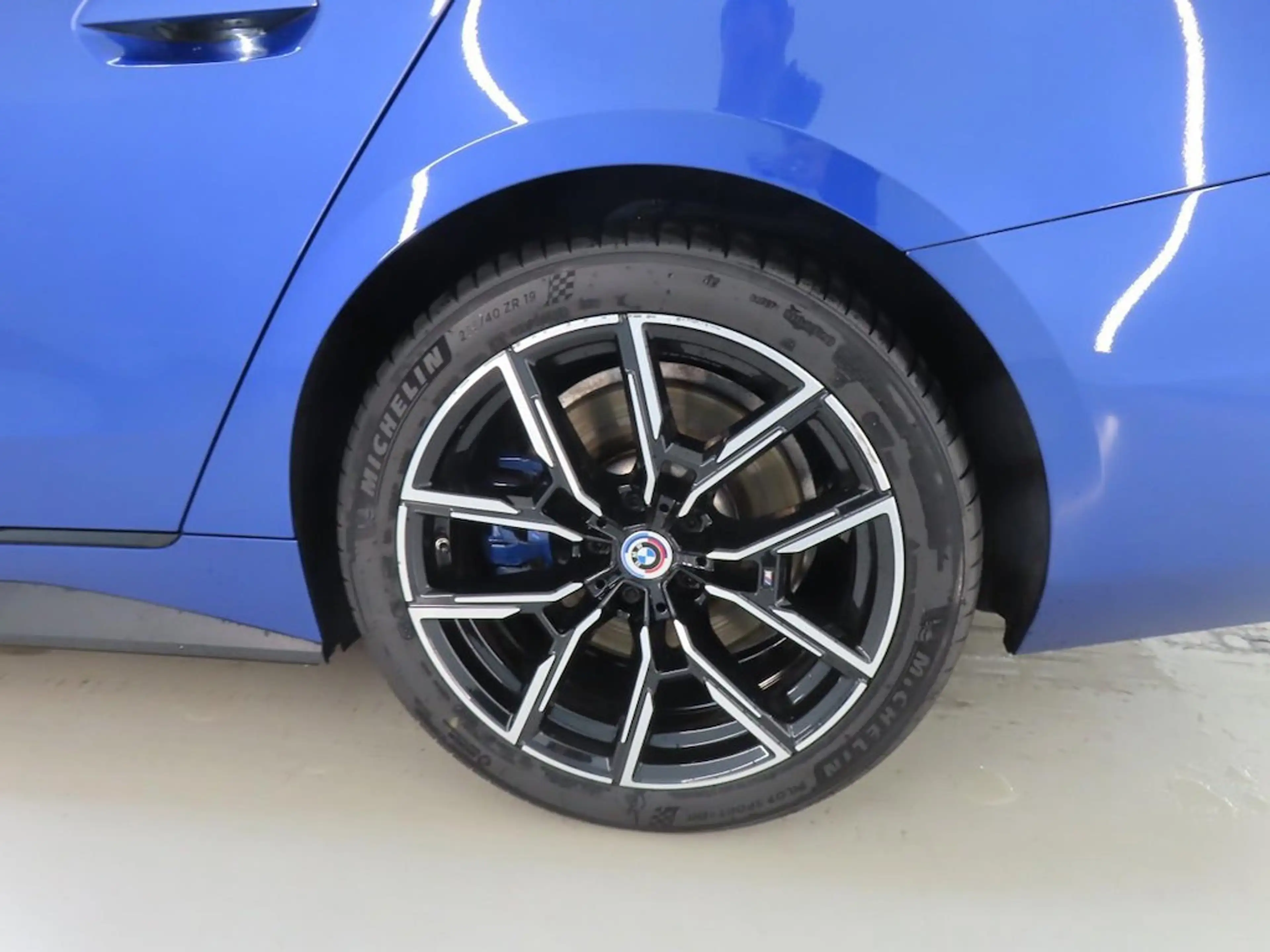 BMW i4 EDrive40 84 kWh | SOH 95% | M Sport Pro | 19 Inch — photo 14