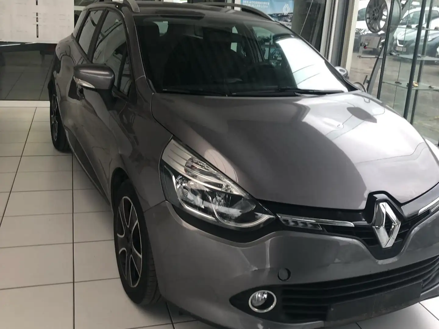 Renault Clio 1.5 dCi Energy Expression Grijs - 1