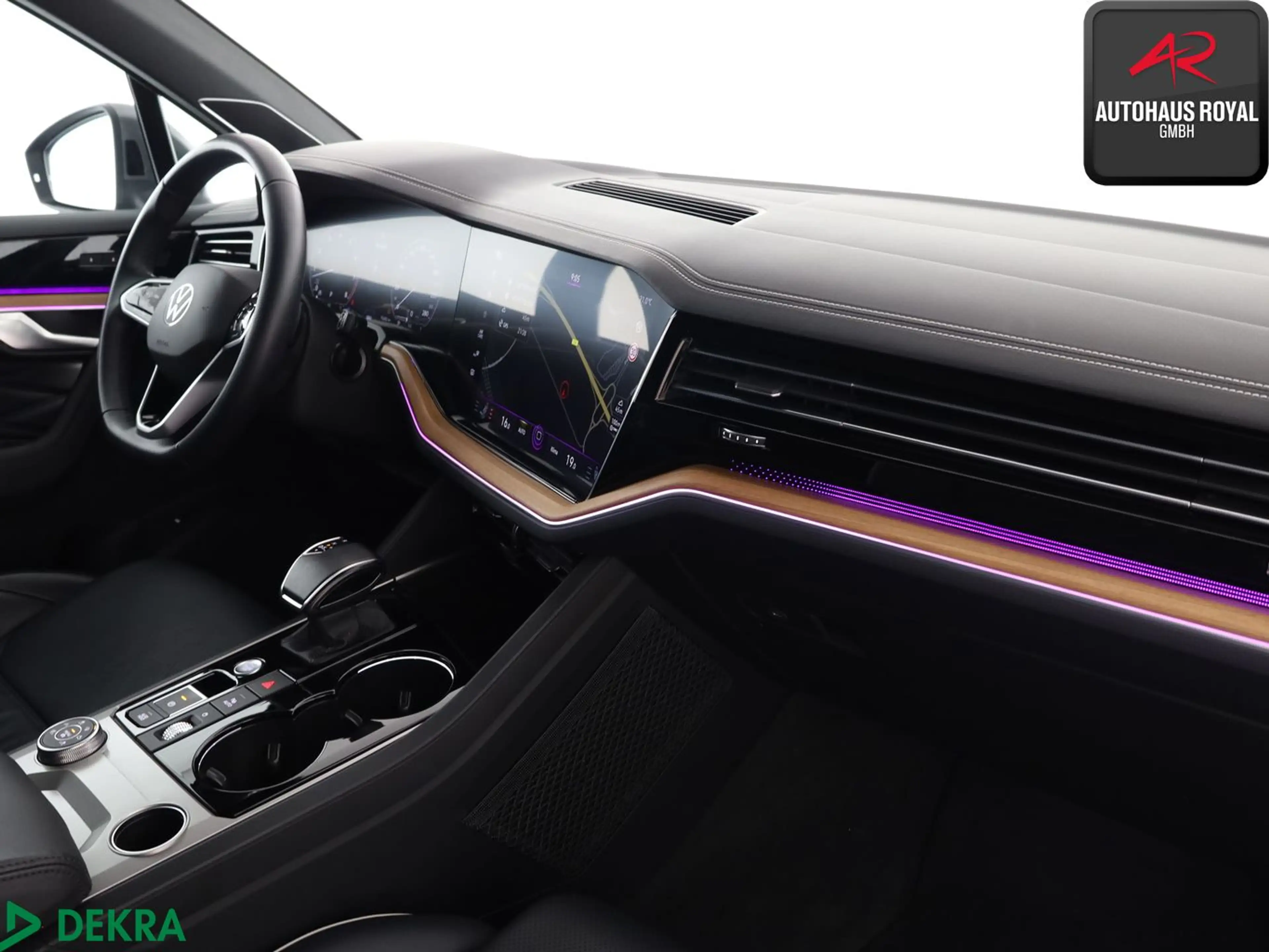 Volkswagen Touareg 3.0 TFSI 4M ATMOSPHERE DYNAUDIO,STANDHZ — photo 10