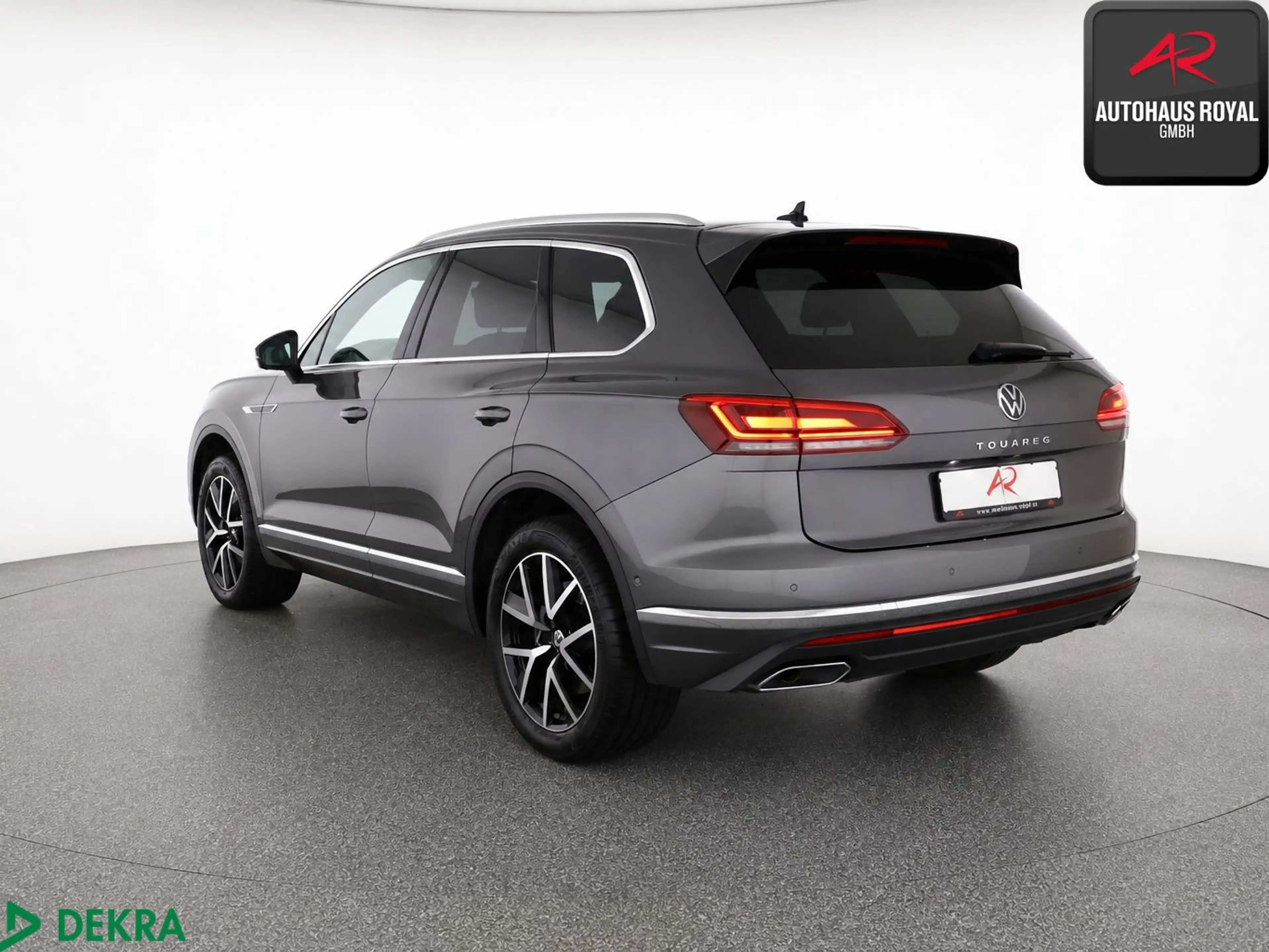 Volkswagen Touareg 3.0 TFSI 4M ATMOSPHERE DYNAUDIO,STANDHZ — photo 3