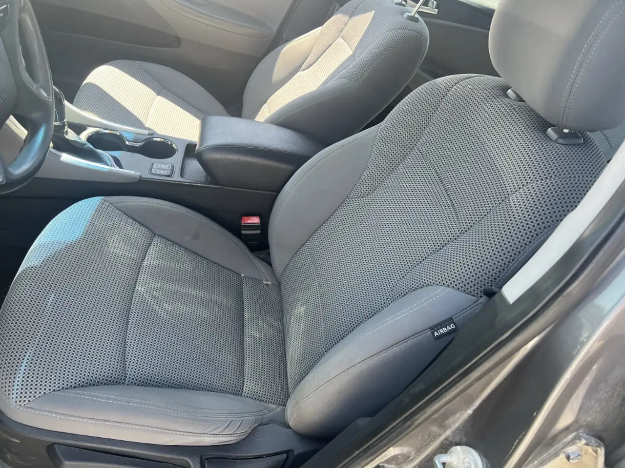 Hyundai SONATA снимка Hyundai SONATA