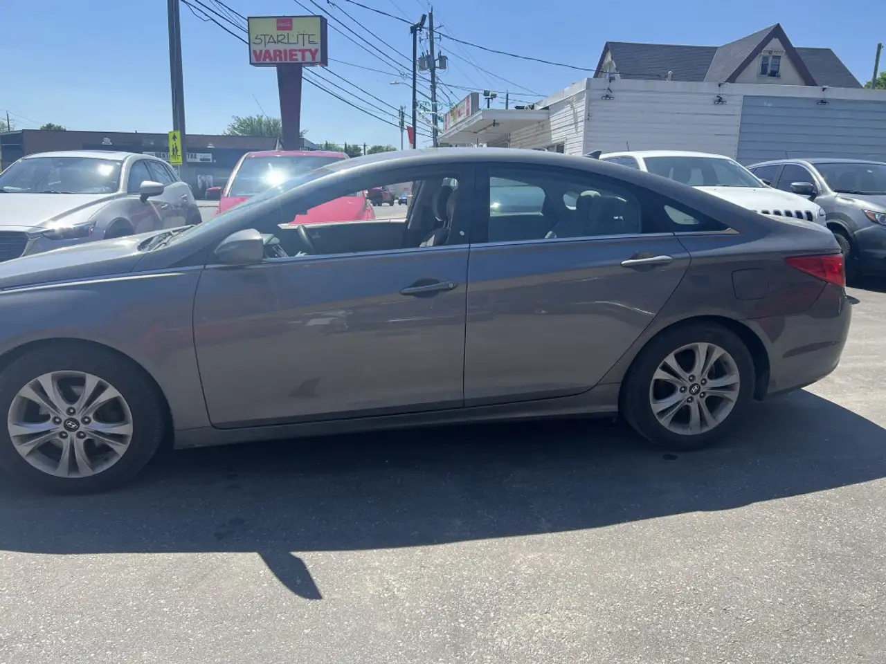 Hyundai SONATA снимка Hyundai SONATA