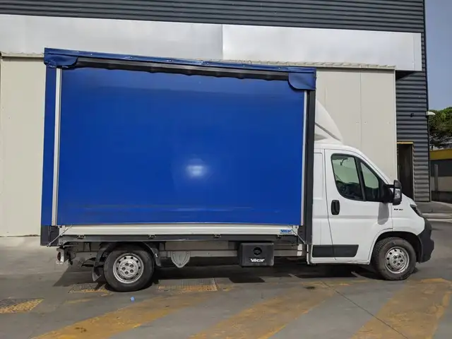 Fiat Ducato view 4