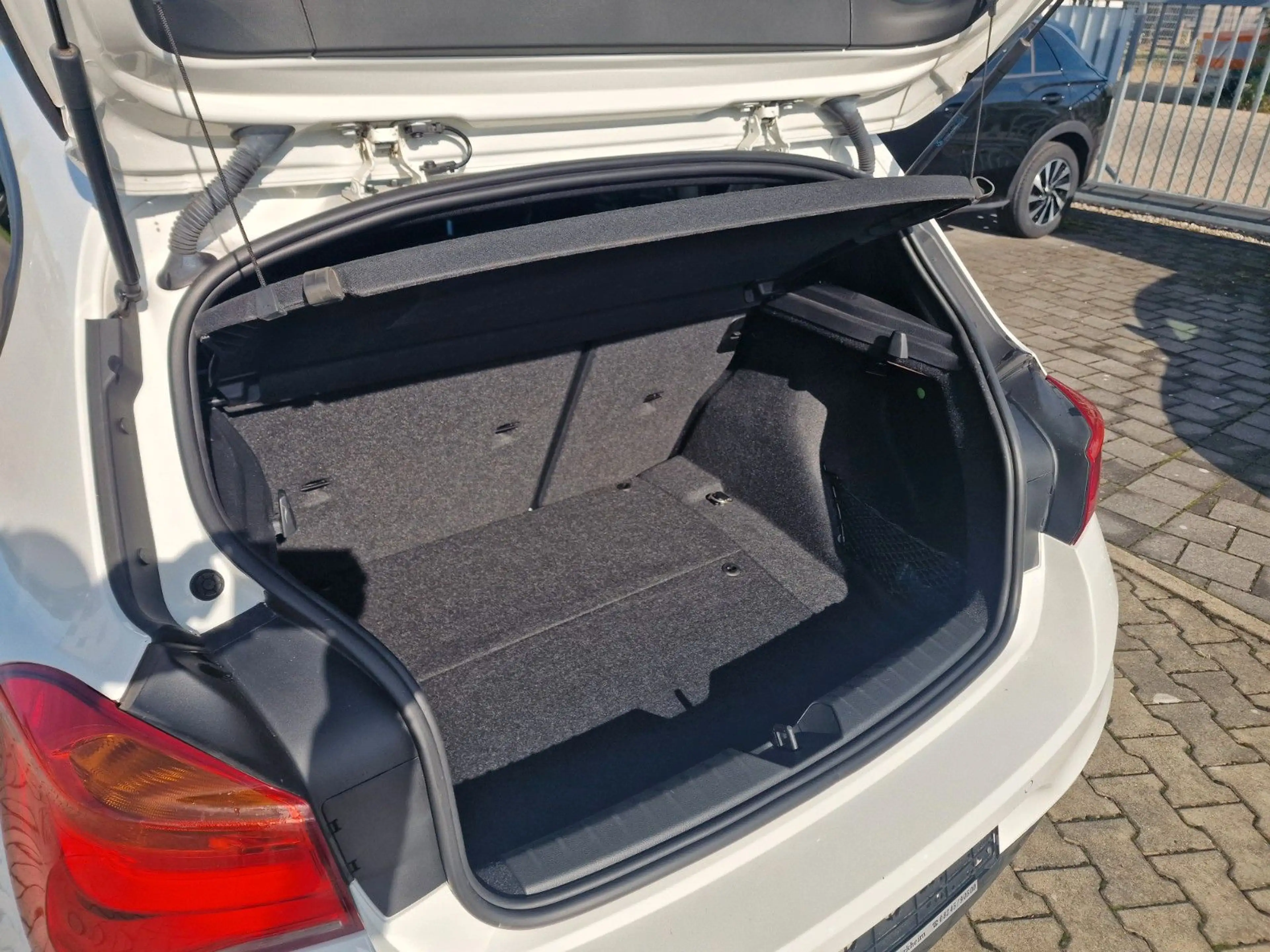 BMW 116 i Limousine 5-trg.  * M Sport* mtl. 249,-€ — photo 7
